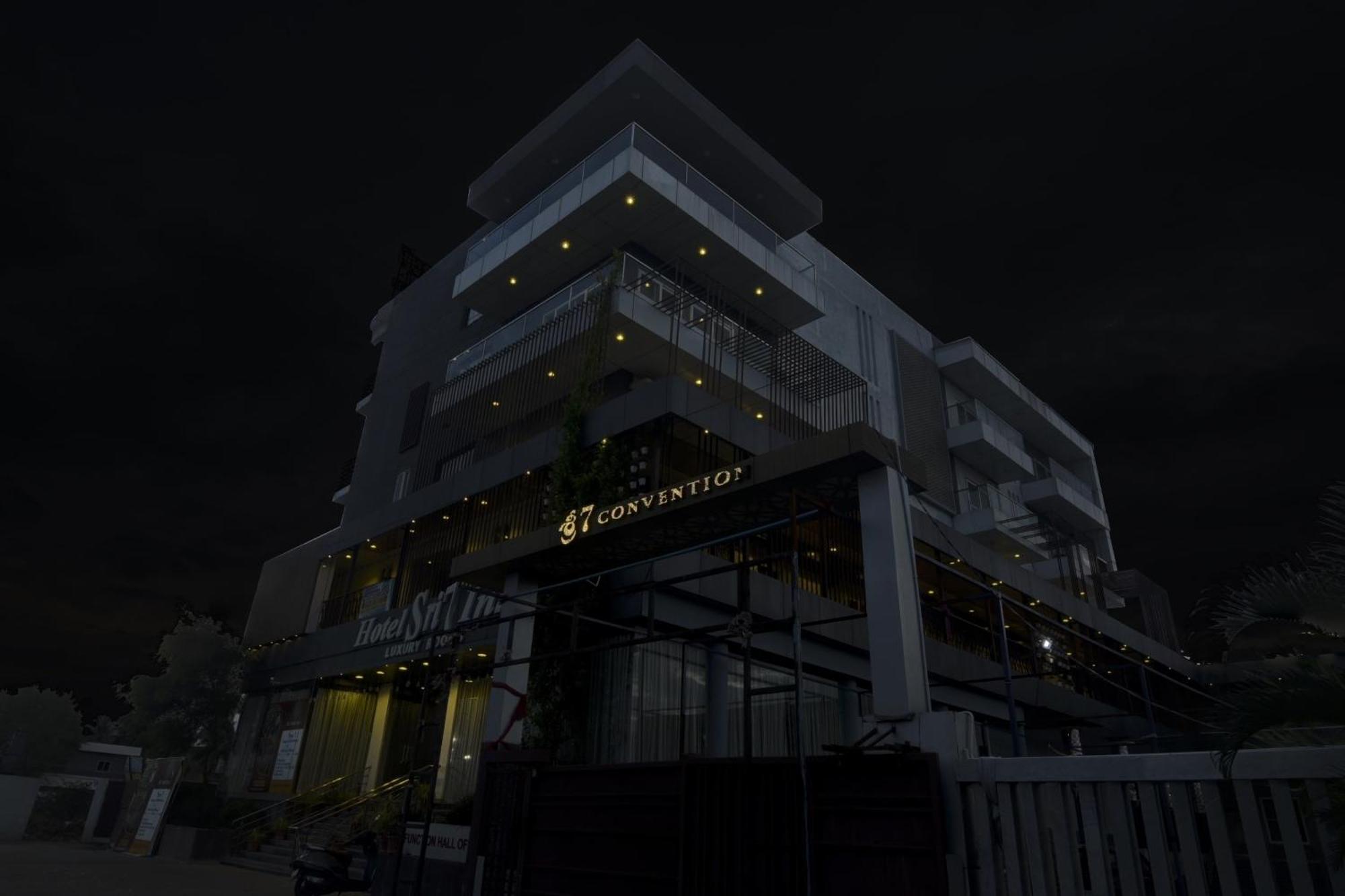 Collection O Oth Sri7 Inn Anantapur Exterior foto