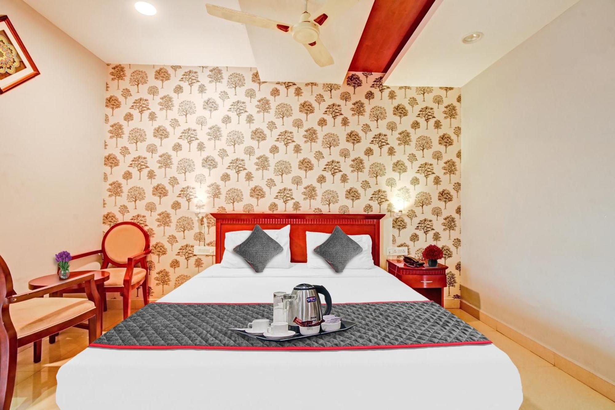 Collection O Oth Sri7 Inn Anantapur Exterior foto