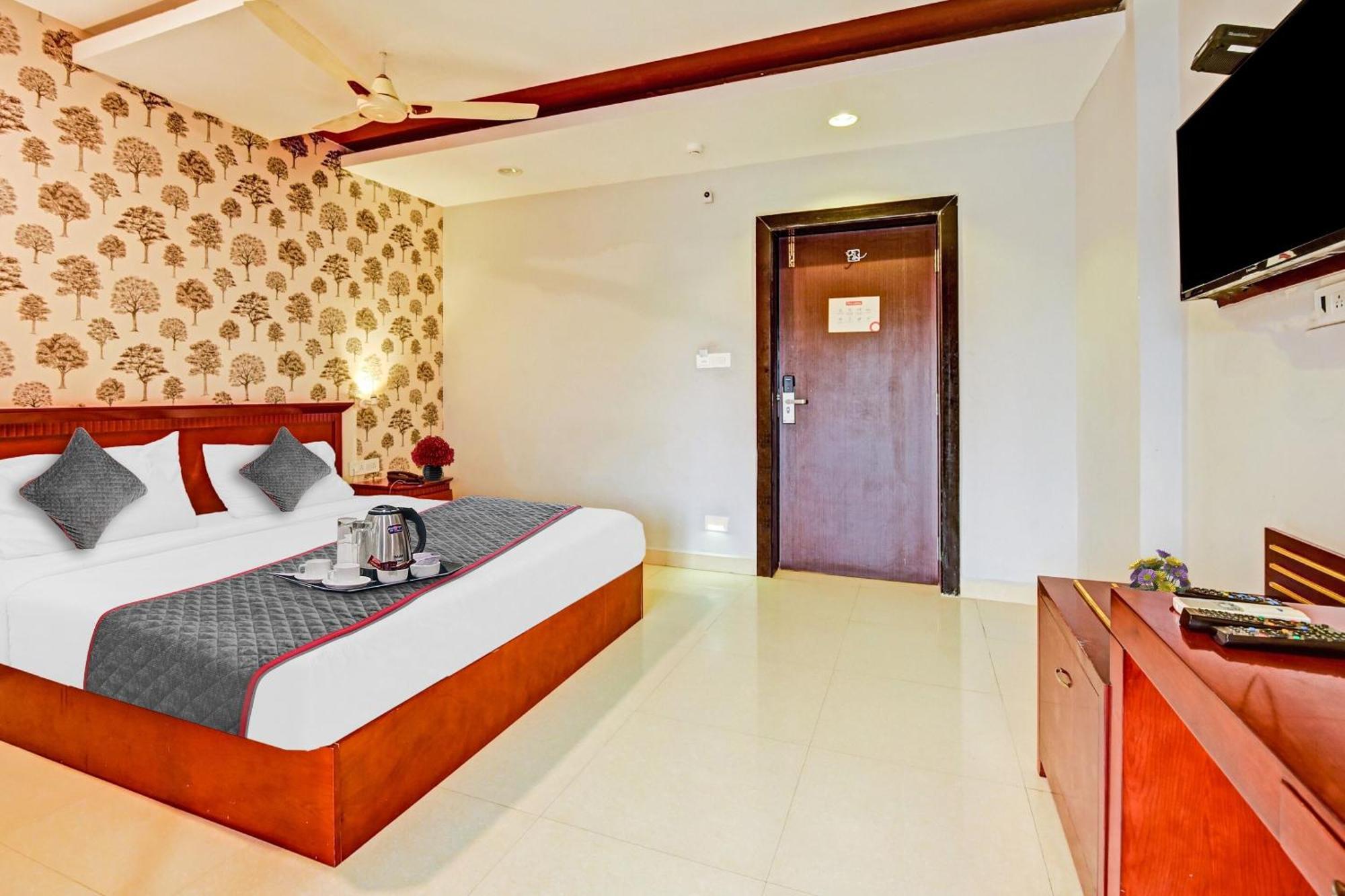 Collection O Oth Sri7 Inn Anantapur Exterior foto